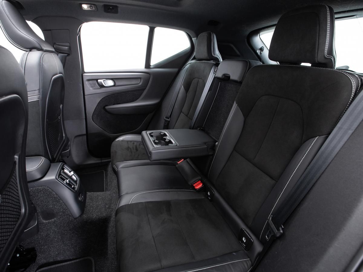 volvo-xc40-2021-hibrido-a-gasolina-1477cc