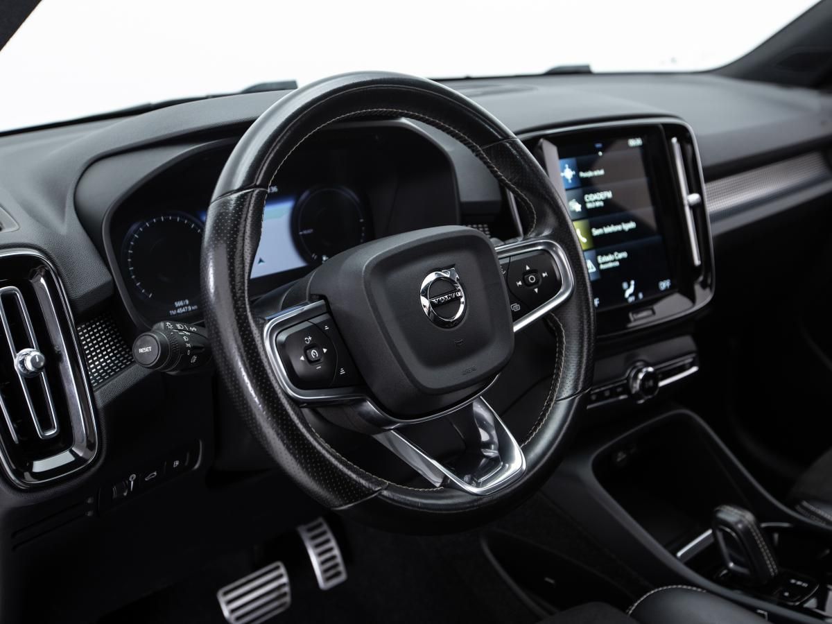 volvo-xc40-2021-hibrido-a-gasolina-1477cc