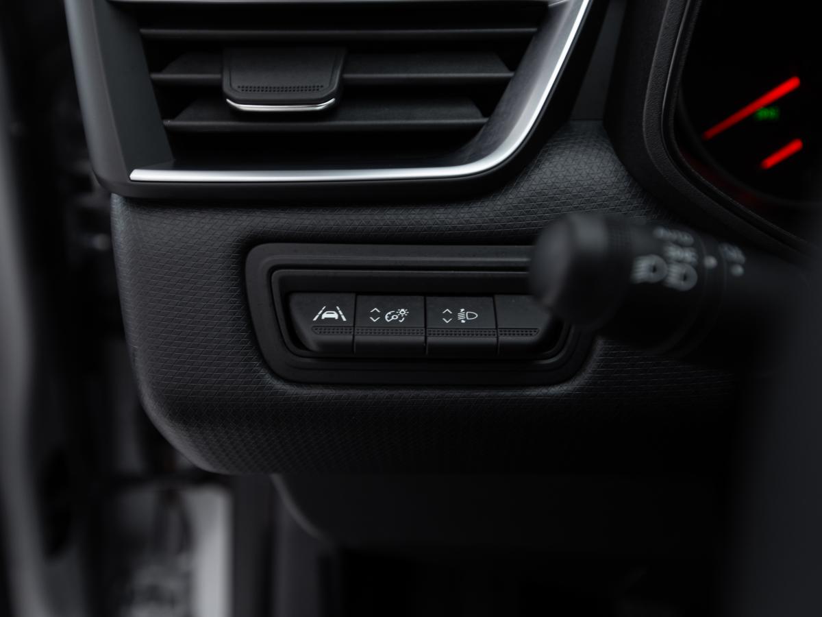 renault-clio-2023-gasolina-999cc