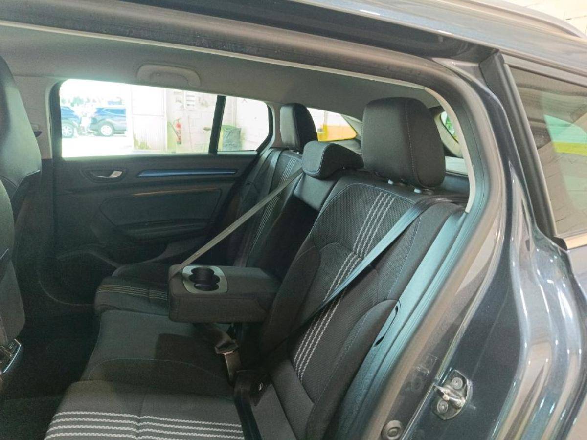 renault-megane-sport-tourer-2021-diesel-1461cc