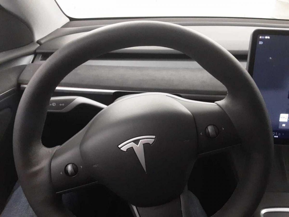 tesla-model-y-2023-eletrico-0cc