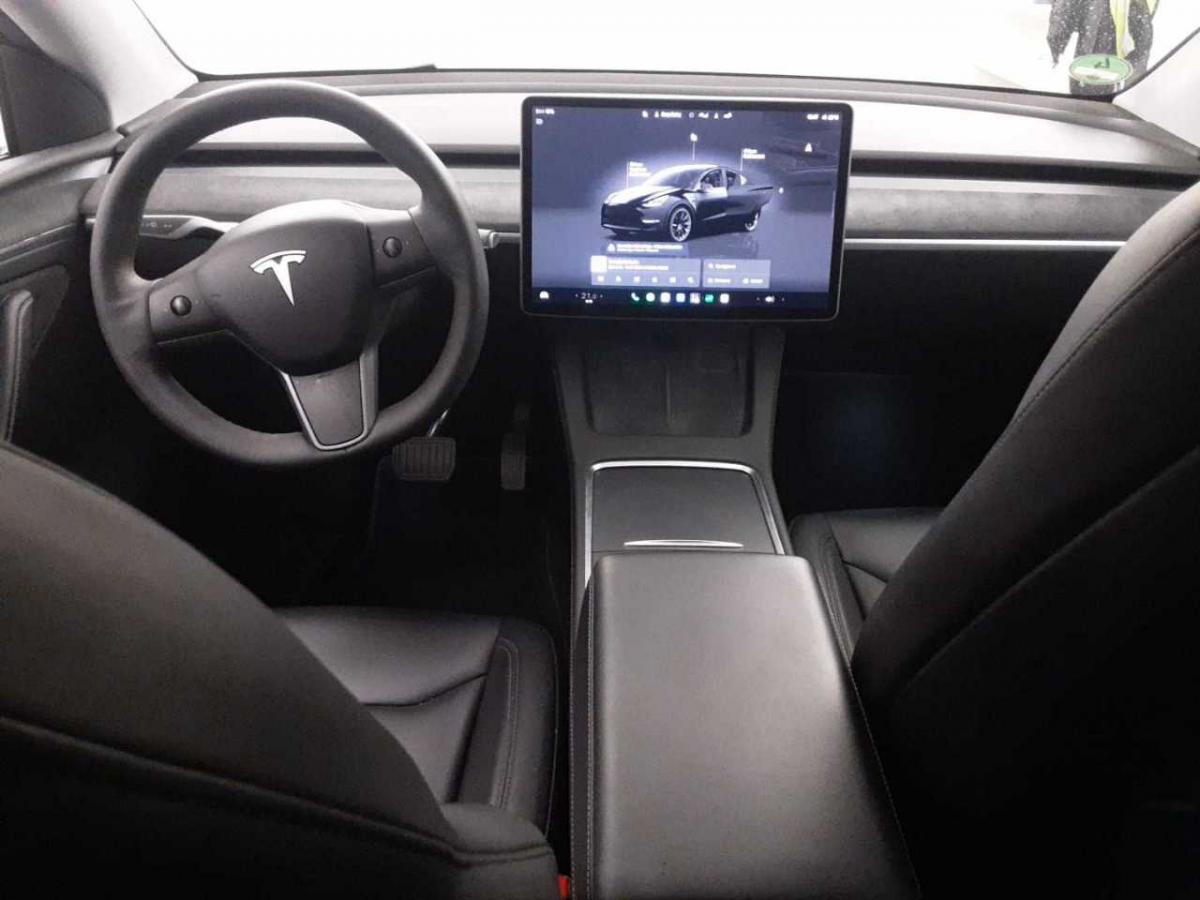 tesla-model-y-2023-eletrico-0cc