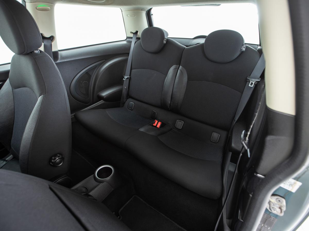 mini-john-cooper-works-2011-diesel-1598cc