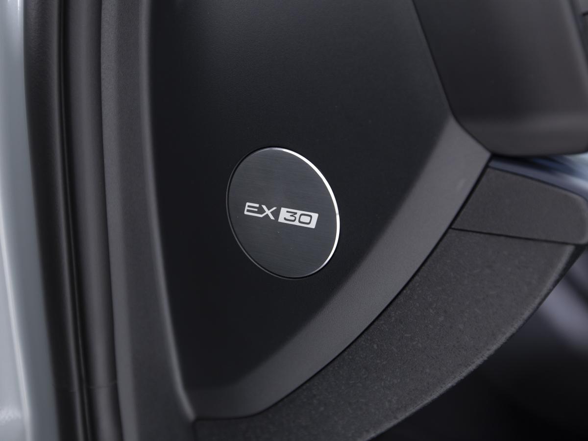 volvo-ex30-2024-eletrico-0cc