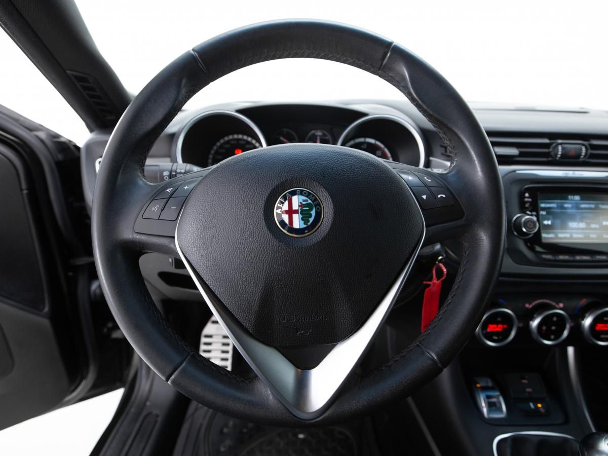 alfa-romeo-giulietta-2015-diesel-1956cc