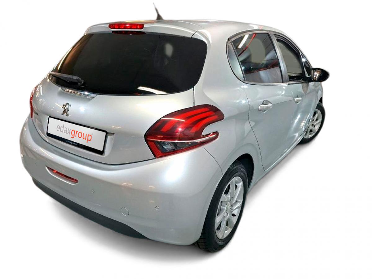 peugeot-208-2017-diesel-1560cc