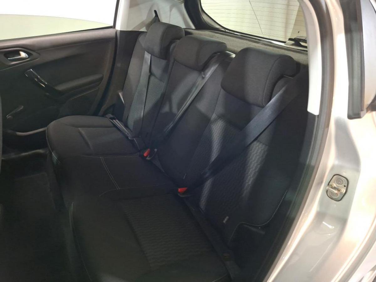 peugeot-208-2017-diesel-1560cc