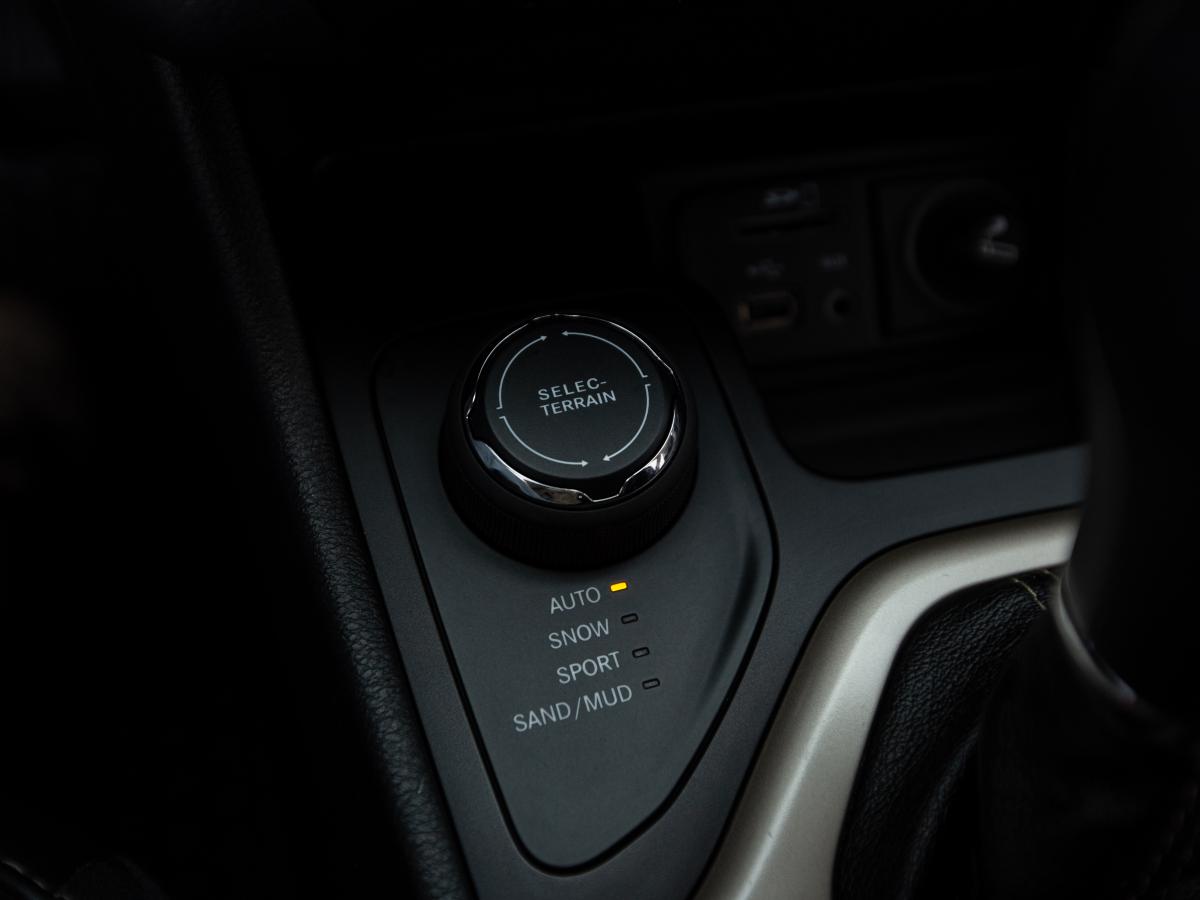 jeep-cherokee-2016-diesel-2184cc