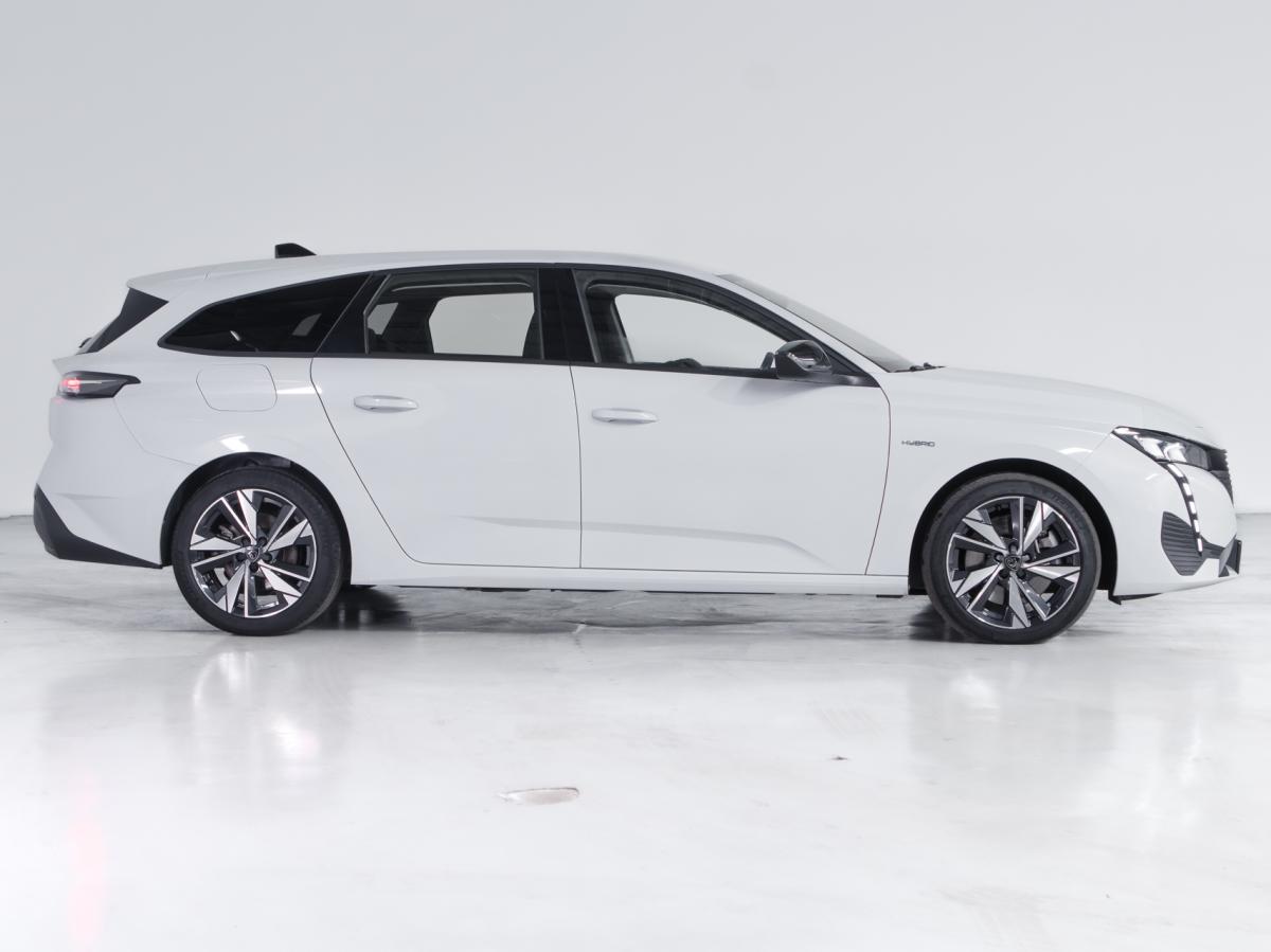 peugeot-308-sw-2023-hibrido-a-gasolina-1598cc