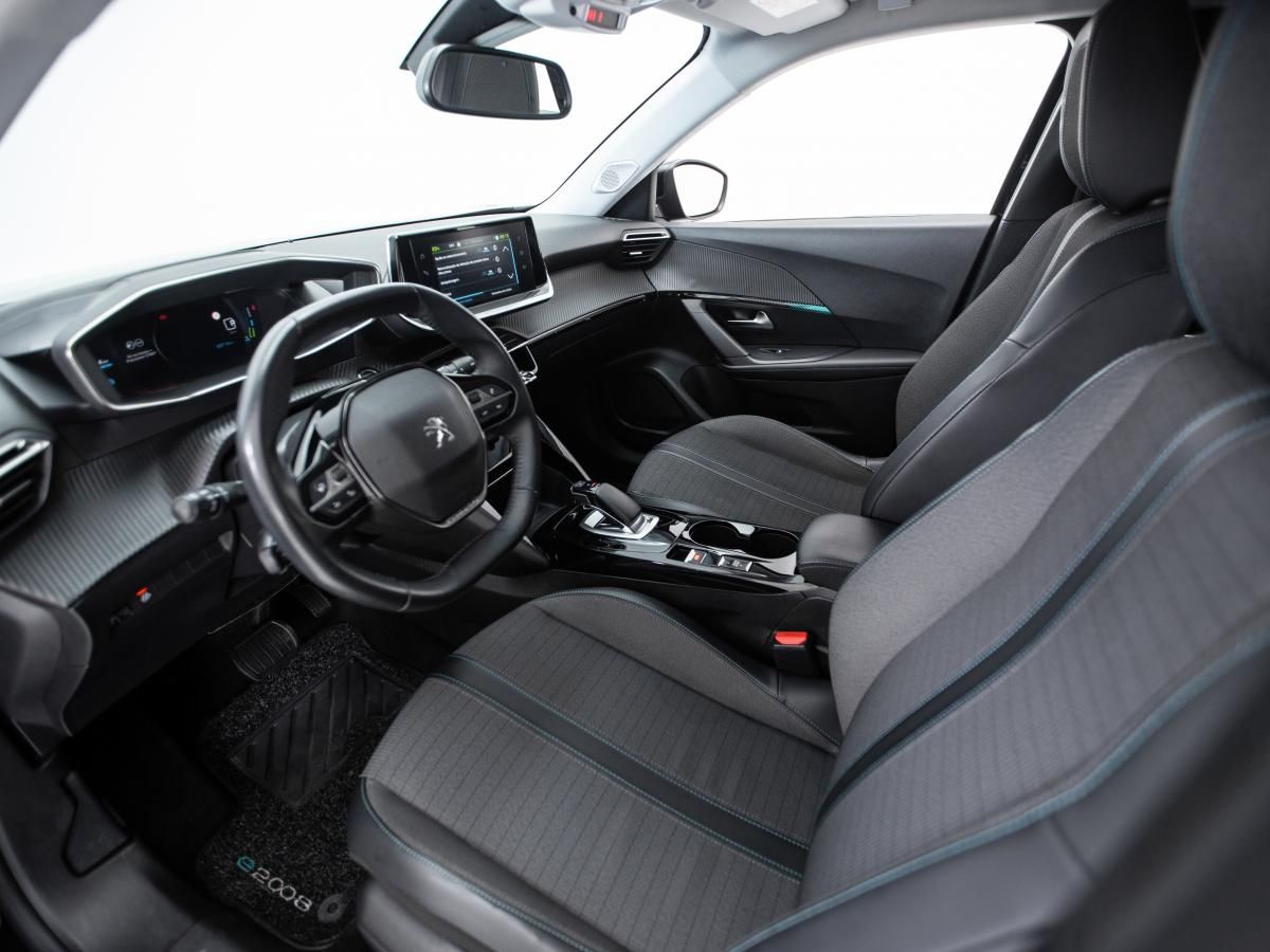 peugeot-e-2008-2022-eletrico-0cc