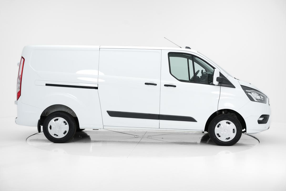 ford-transit-2022-diesel-1995cc