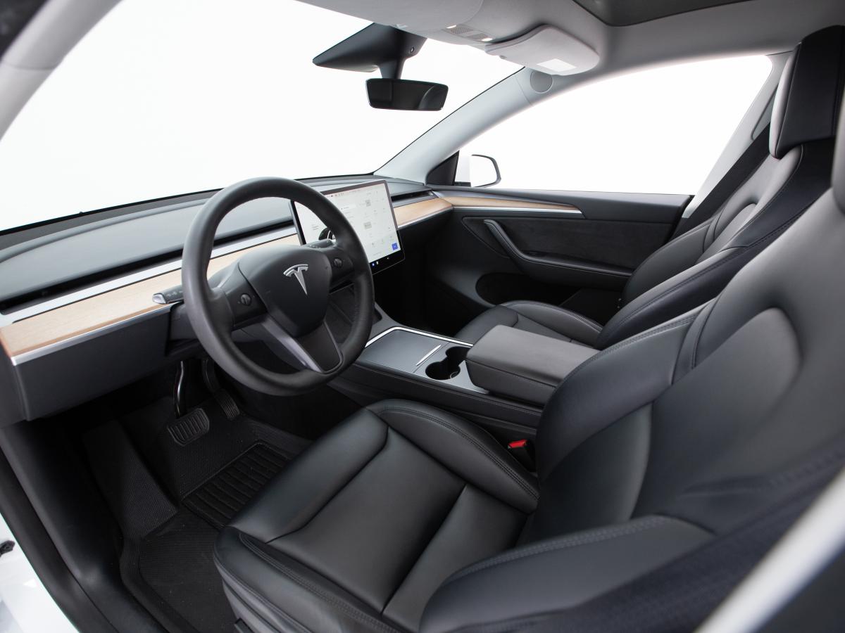 tesla-model-y-2023-eletrico-0cc