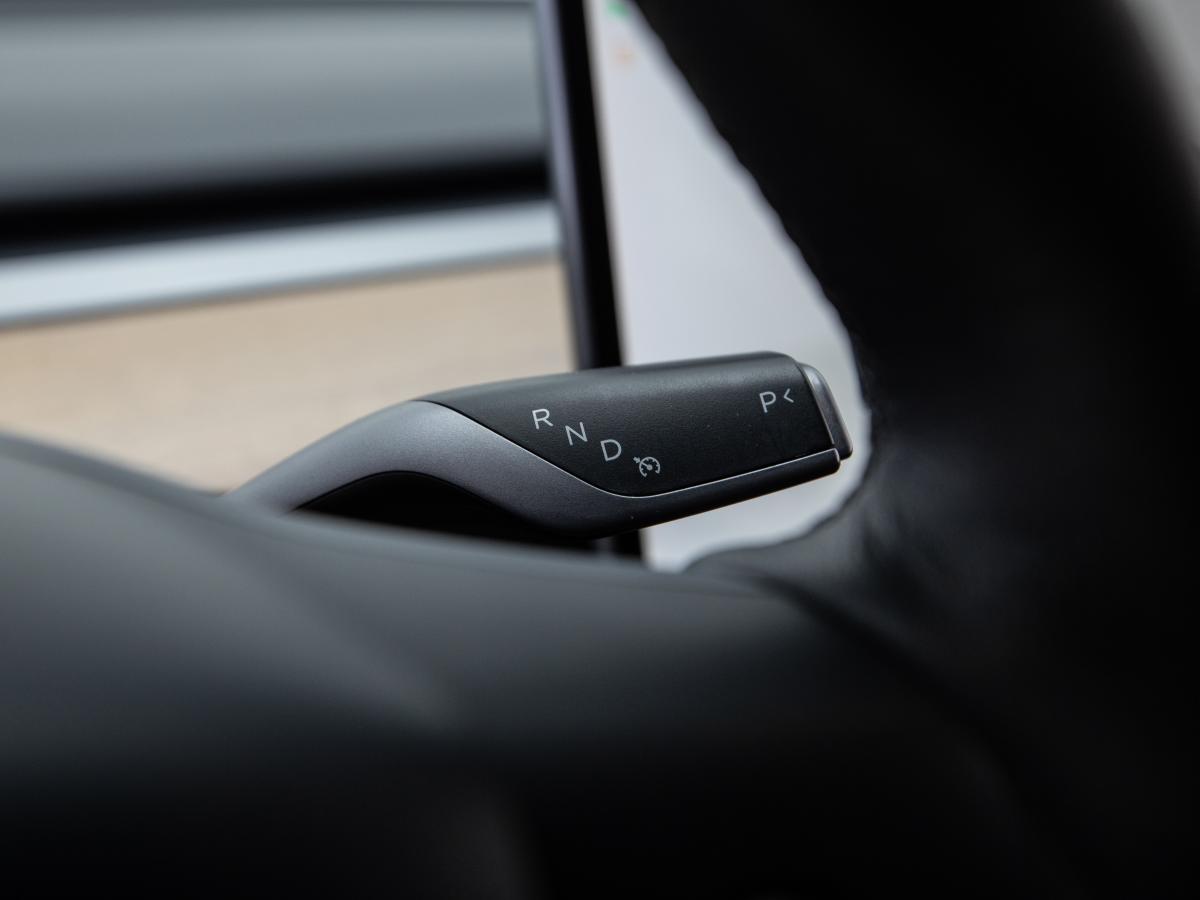 tesla-model-y-2023-eletrico-0cc