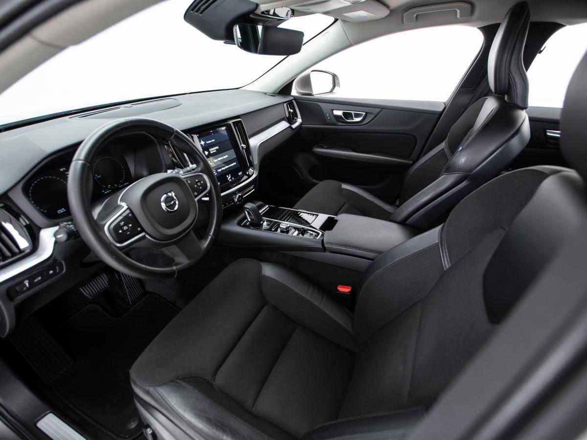 volvo-v60-2019-hibrido-a-gasolina-1969cc