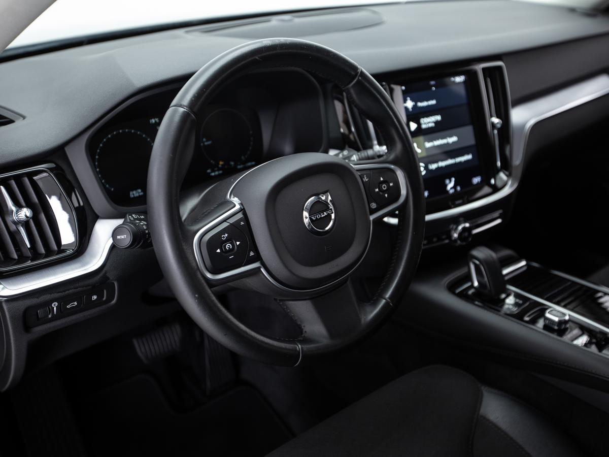 volvo-v60-2019-hibrido-a-gasolina-1969cc