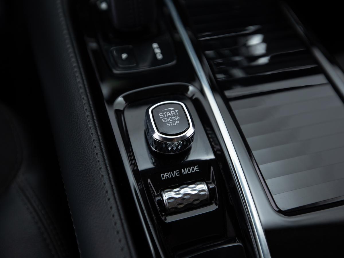 volvo-v60-2019-hibrido-a-gasolina-1969cc