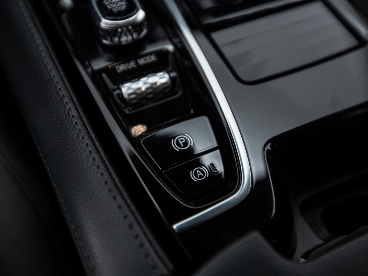 volvo-v60-2019-hibrido-a-gasolina-1969cc