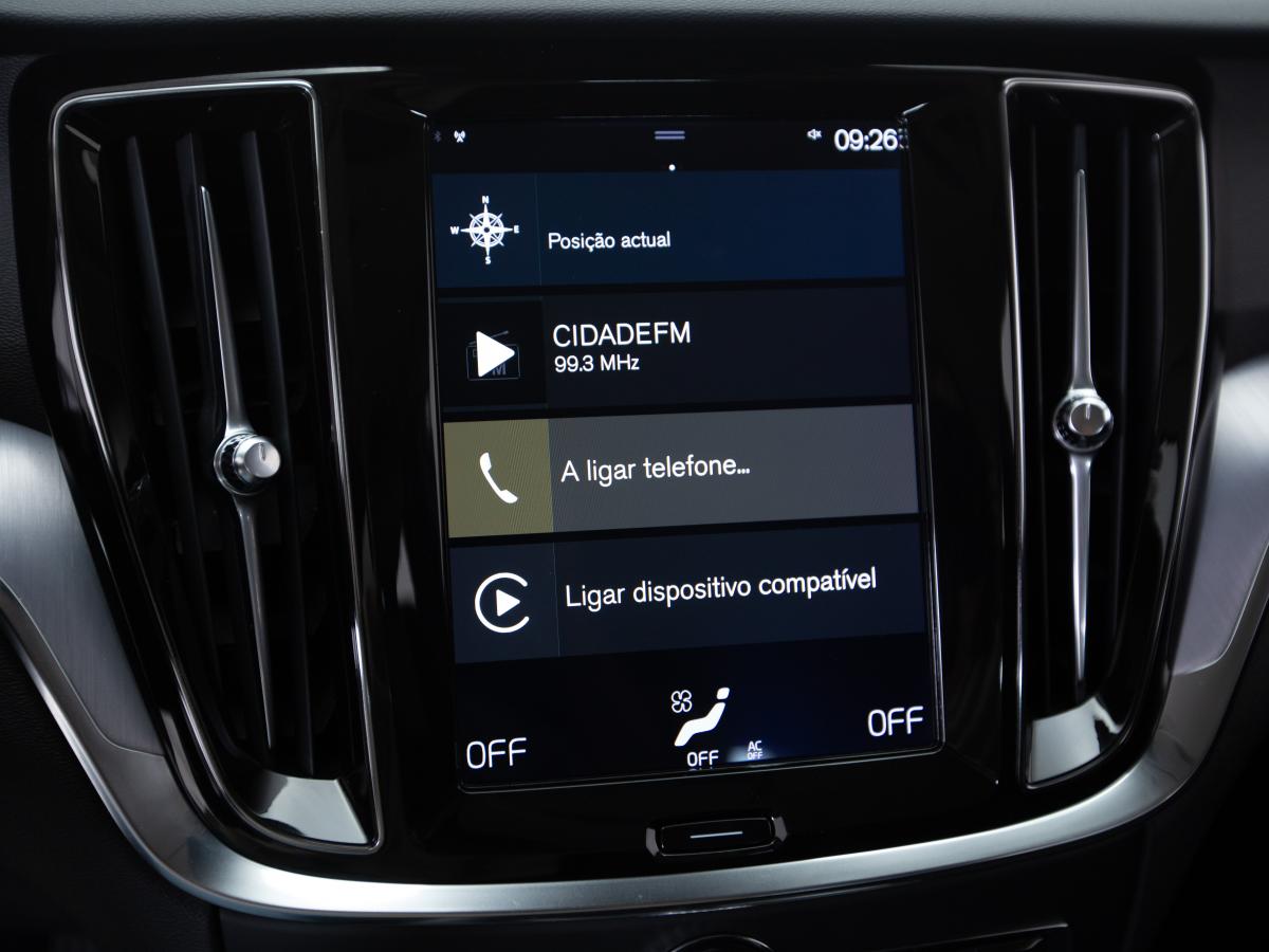 volvo-v60-2019-hibrido-a-gasolina-1969cc