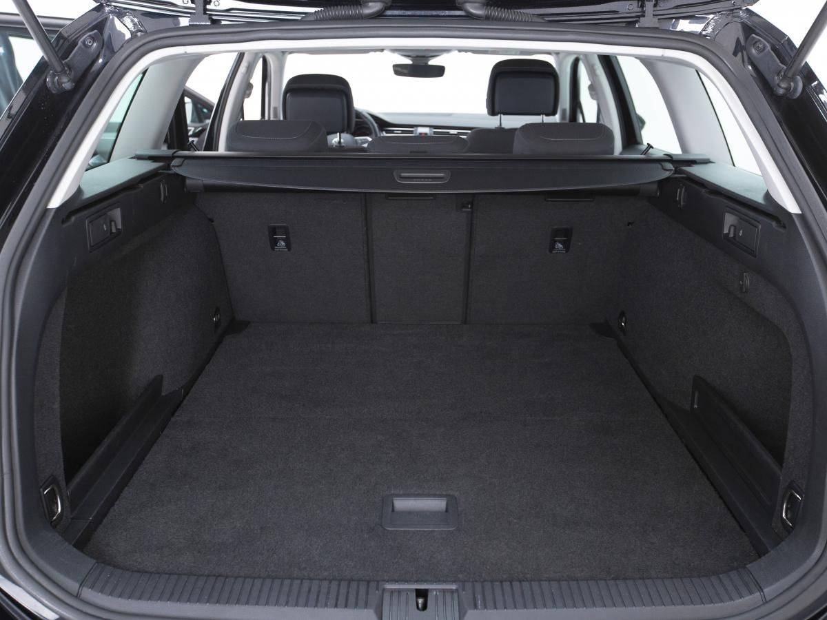 volkswagen-passat-variant-2021-diesel-1968cc