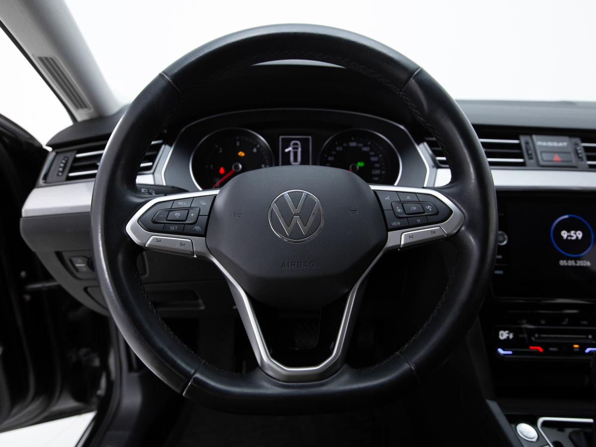 volkswagen-passat-variant-2021-diesel-1968cc
