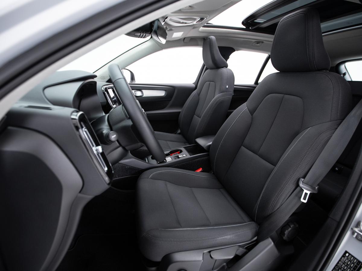 volvo-xc40-2022-hibrido-a-gasolina-1477cc
