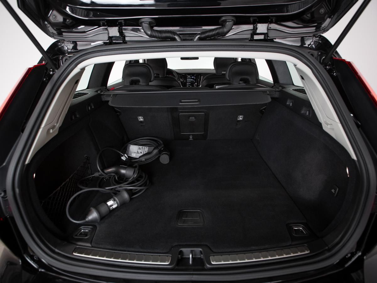 volvo-v60-2024-hibrido-a-gasolina-1969cc