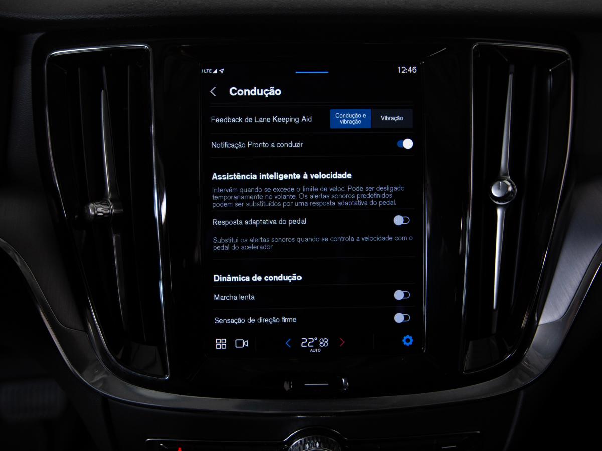 volvo-v60-2024-hibrido-a-gasolina-1969cc