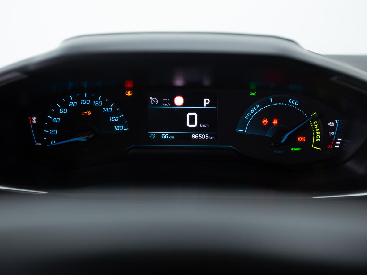 peugeot-e-208-2022-eletrico-0cc
