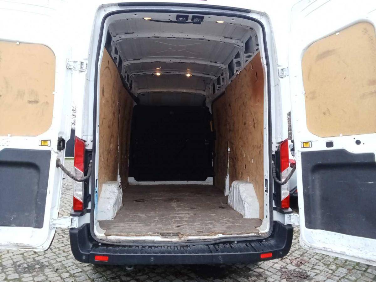 ford-transit-2023-diesel-1995cc