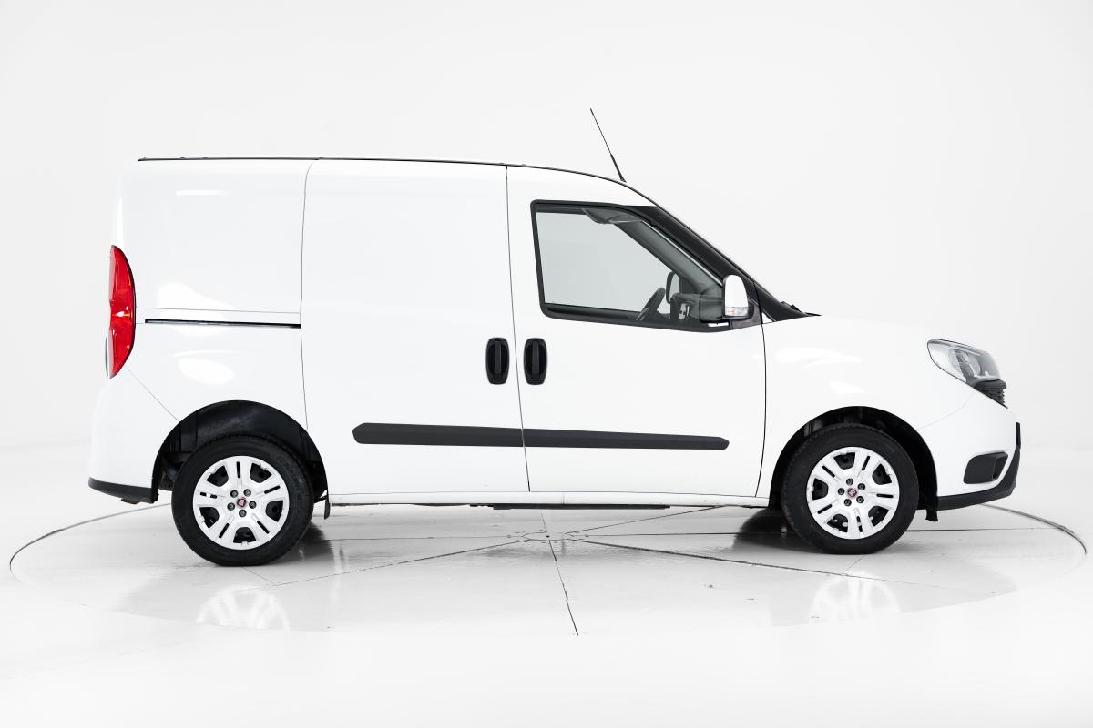 fiat-doblo-2022-diesel-1598cc