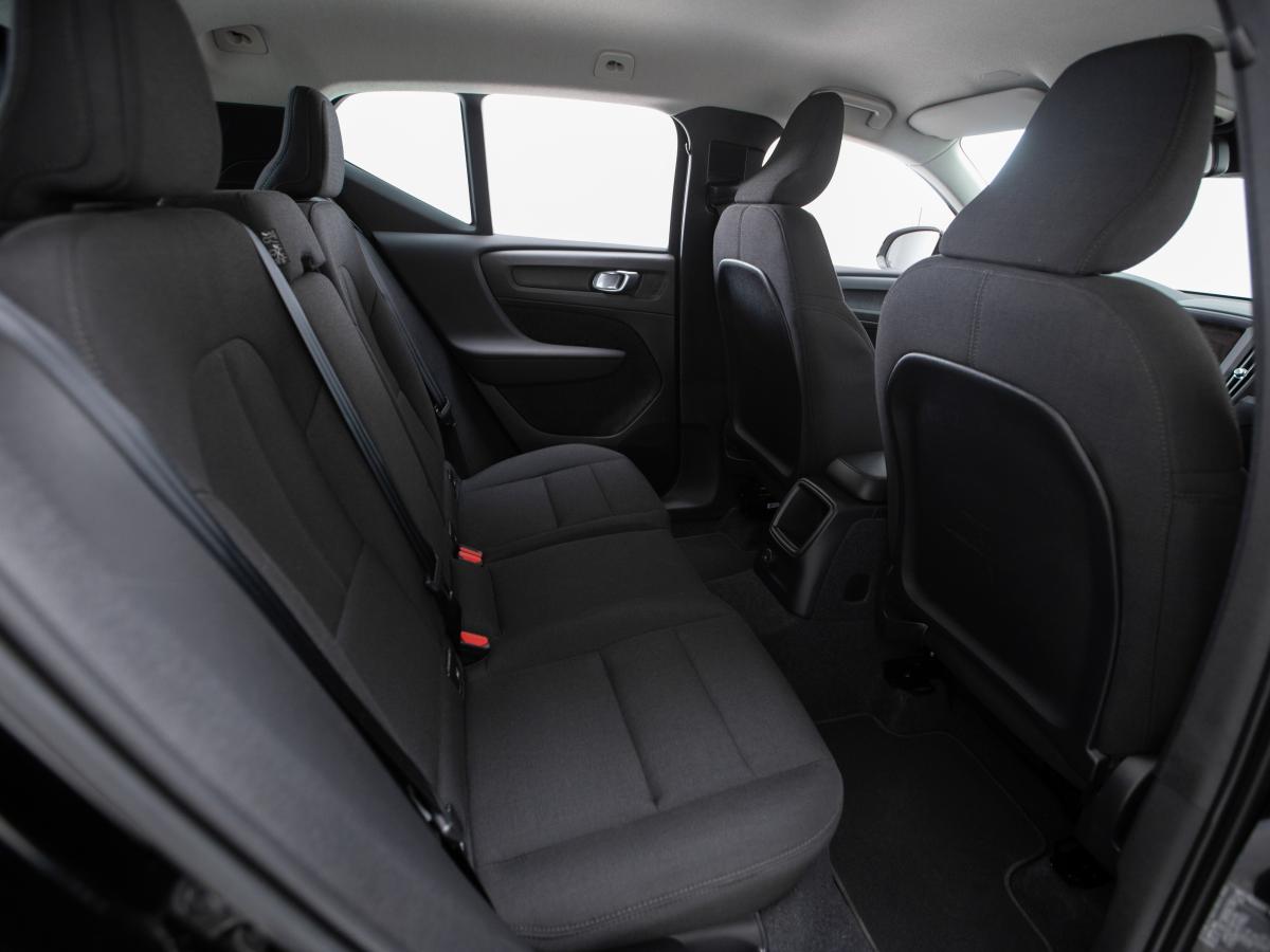 volvo-xc40-2023-hibrido-a-gasolina-1477cc