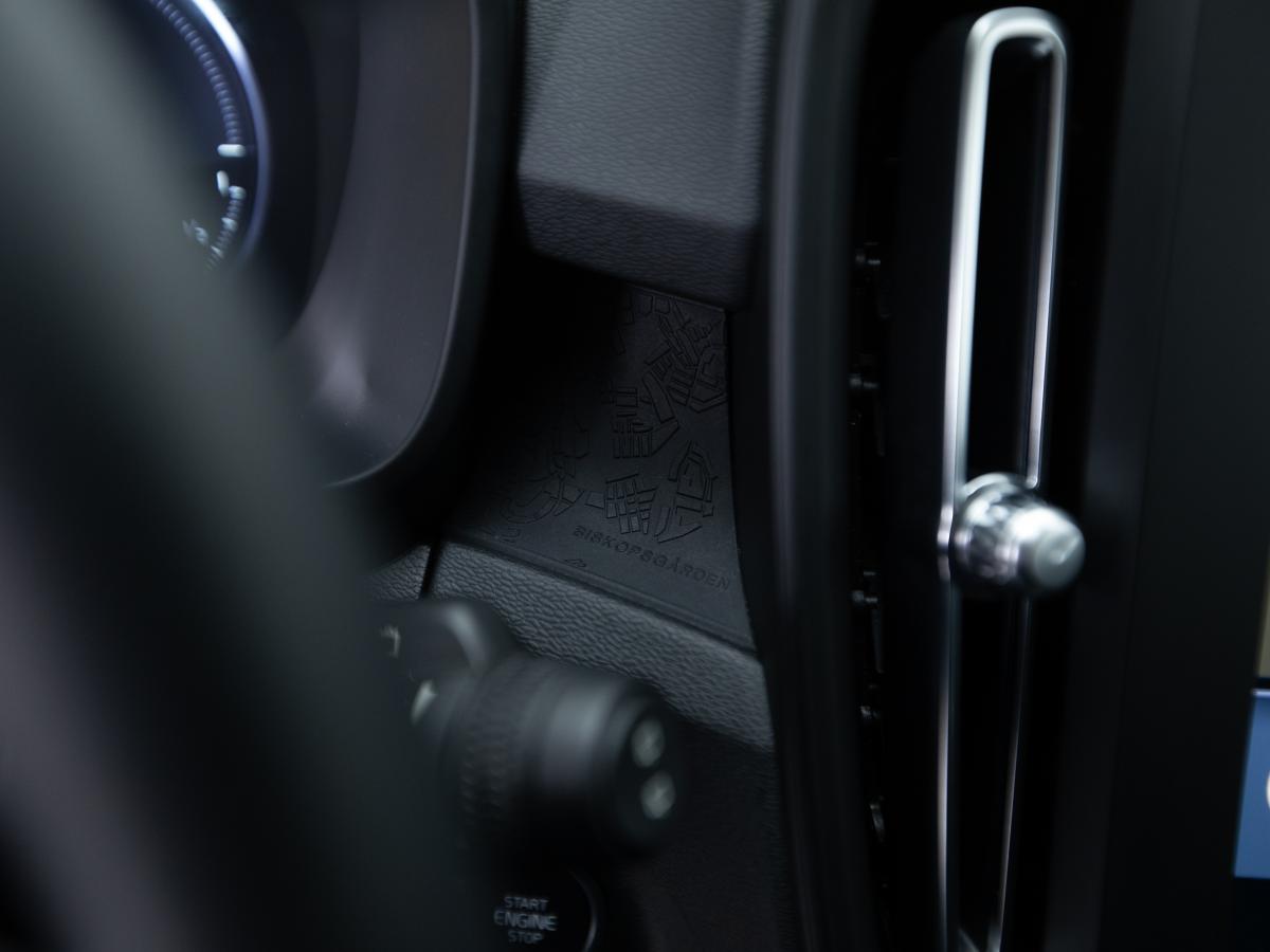 volvo-xc40-2023-hibrido-a-gasolina-1477cc