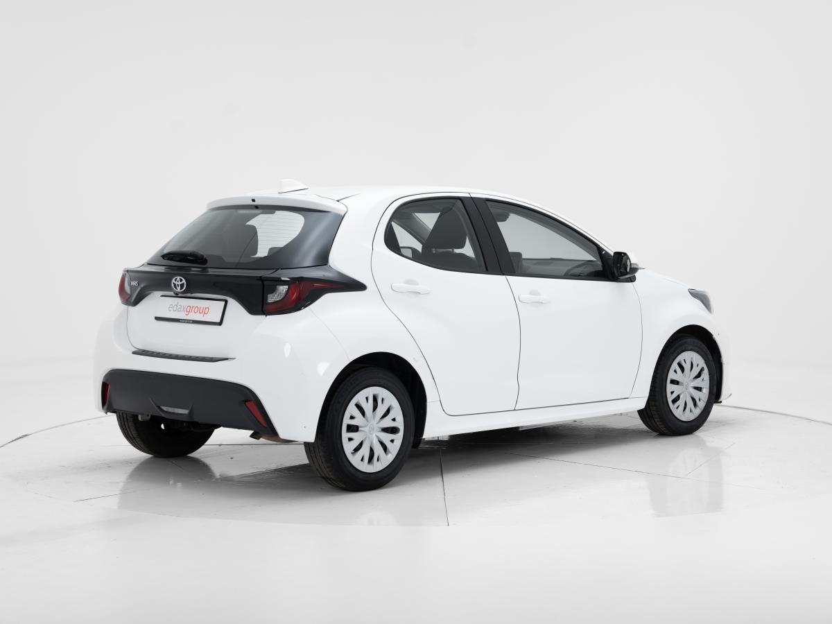 toyota-yaris-2022-gasolina-1490cc