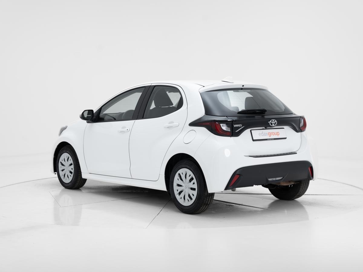 toyota-yaris-2022-gasolina-1490cc