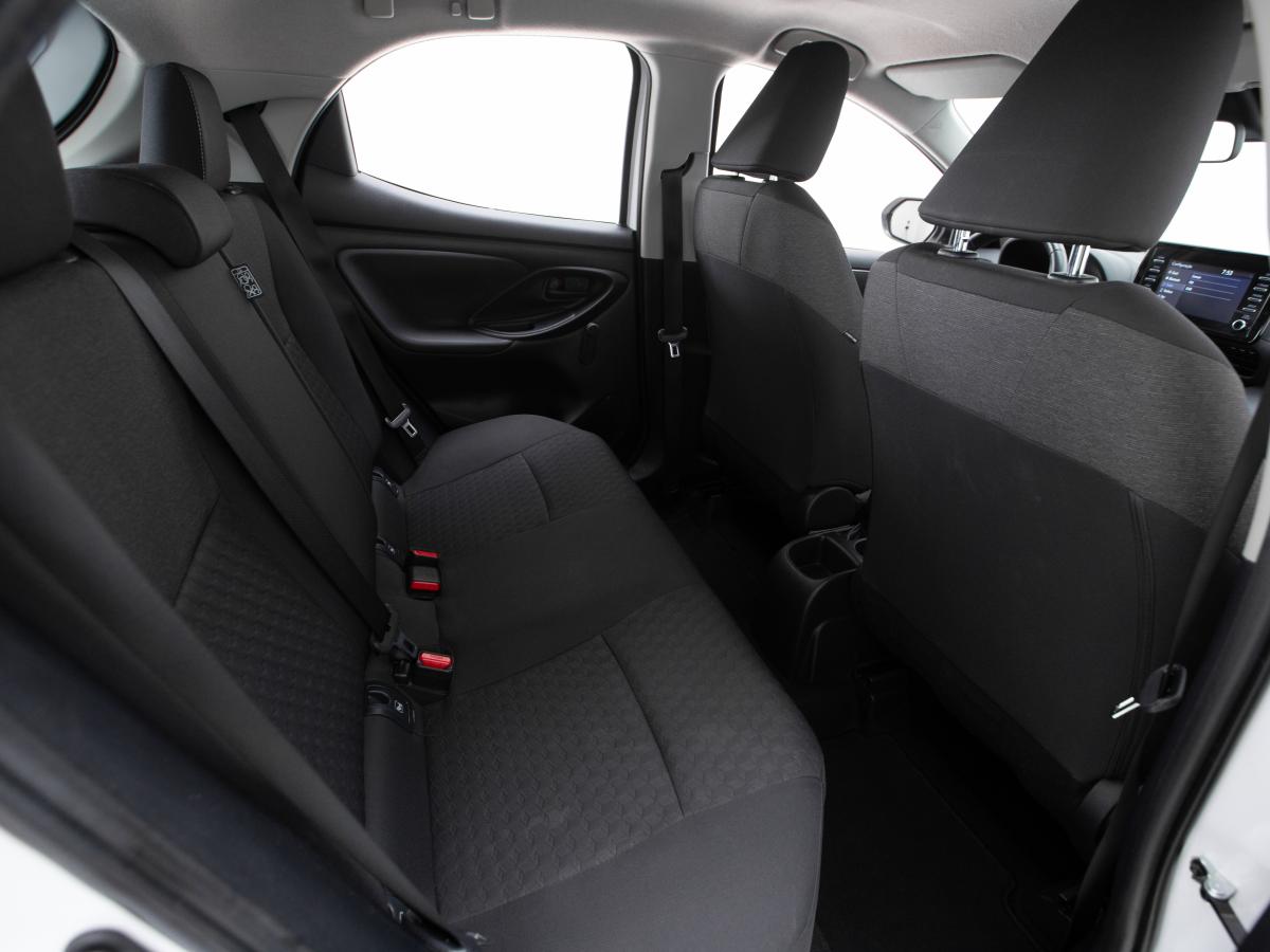 toyota-yaris-2022-gasolina-1490cc
