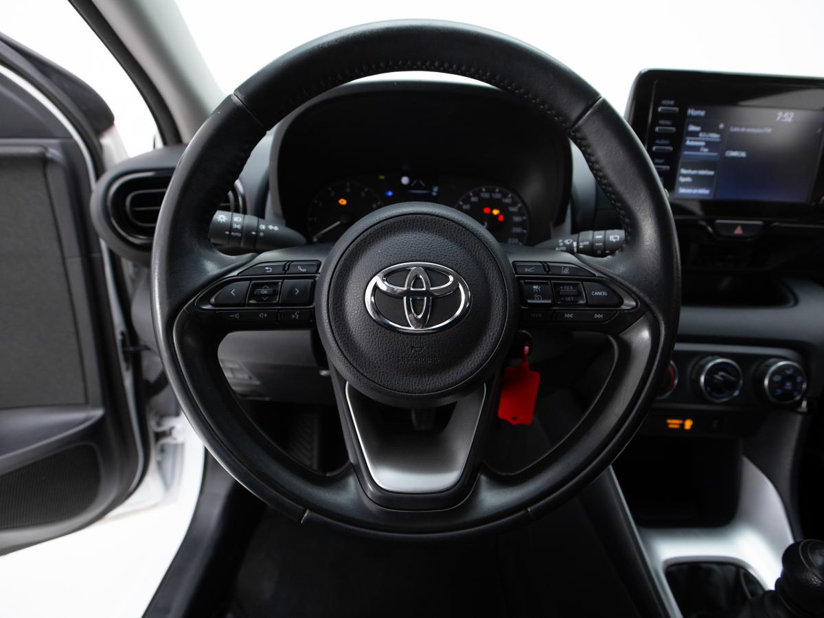 toyota-yaris-2022-gasolina-1490cc