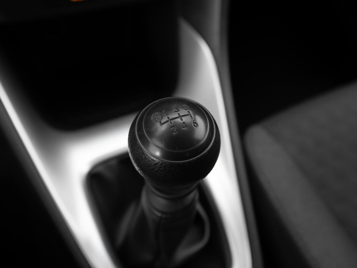 toyota-yaris-2022-gasolina-1490cc