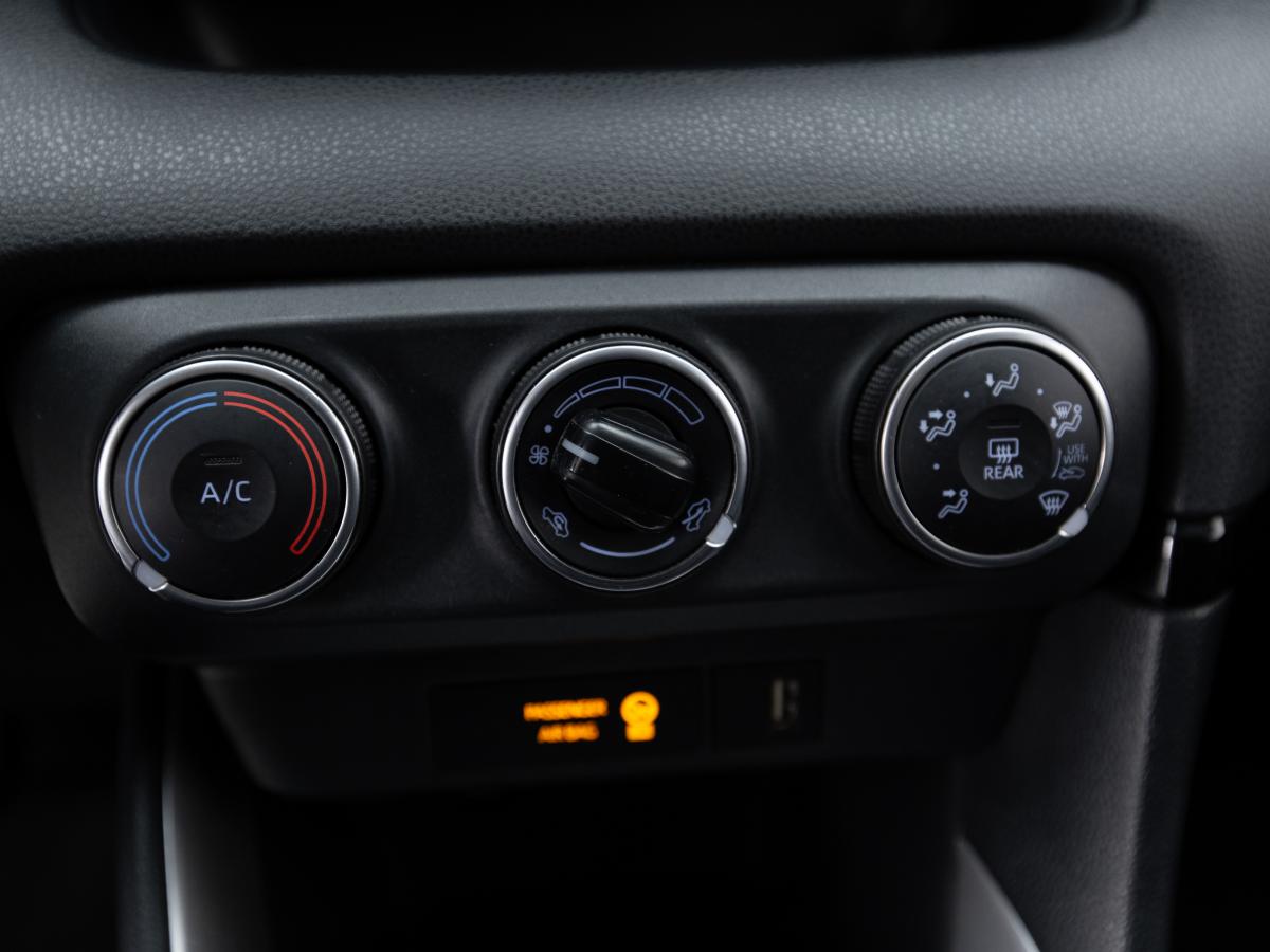 toyota-yaris-2022-gasolina-1490cc