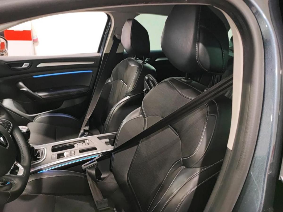 renault-megane-sport-tourer-2022-diesel-1461cc