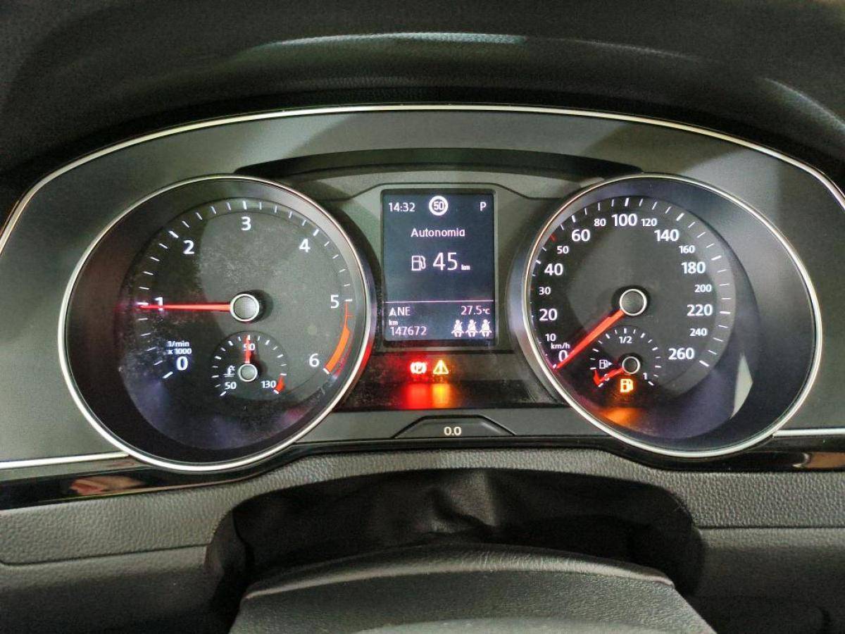 volkswagen-passat-variant-2021-diesel-1968cc