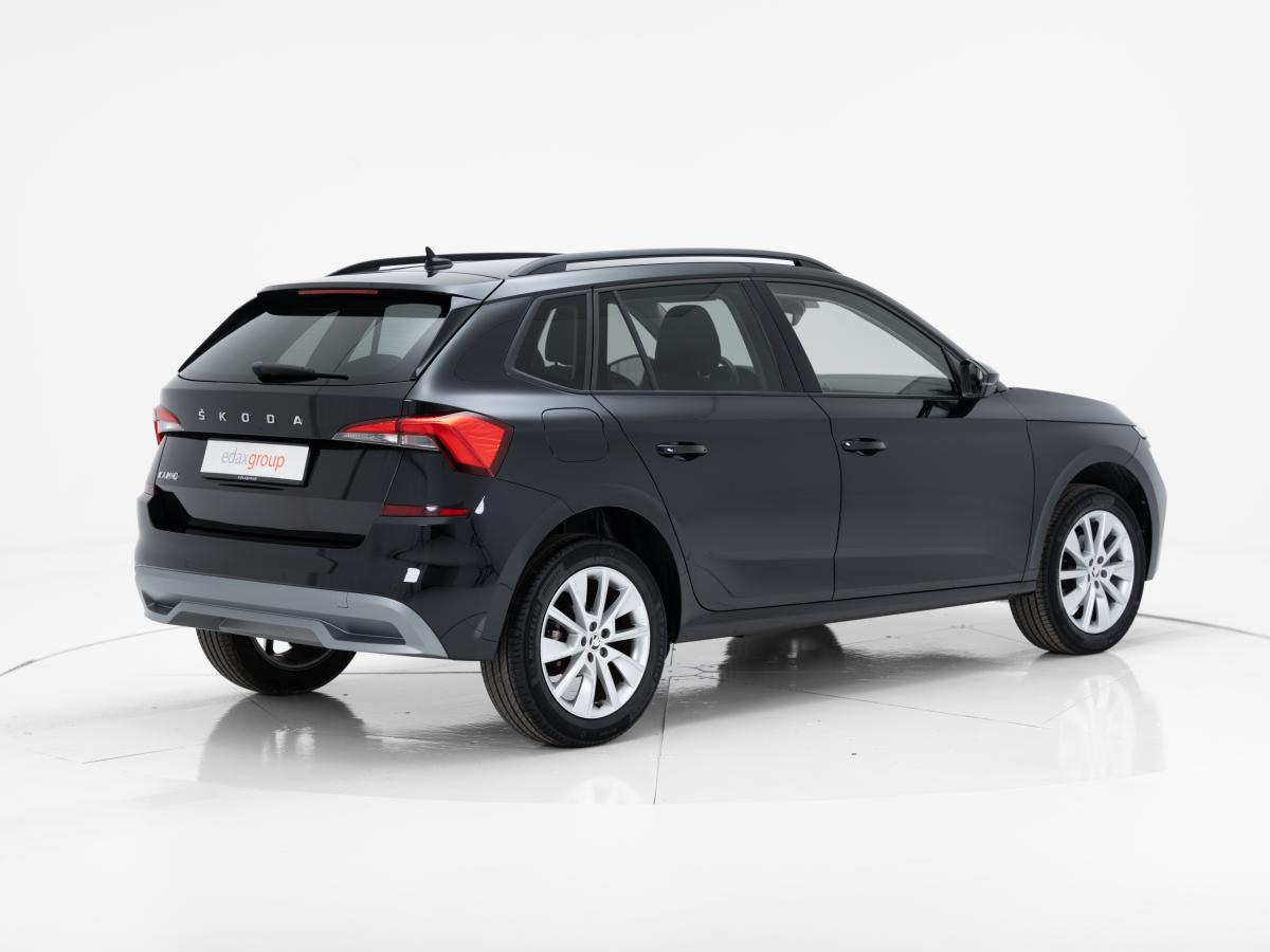 skoda-kamiq-2023-gasolina-999cc