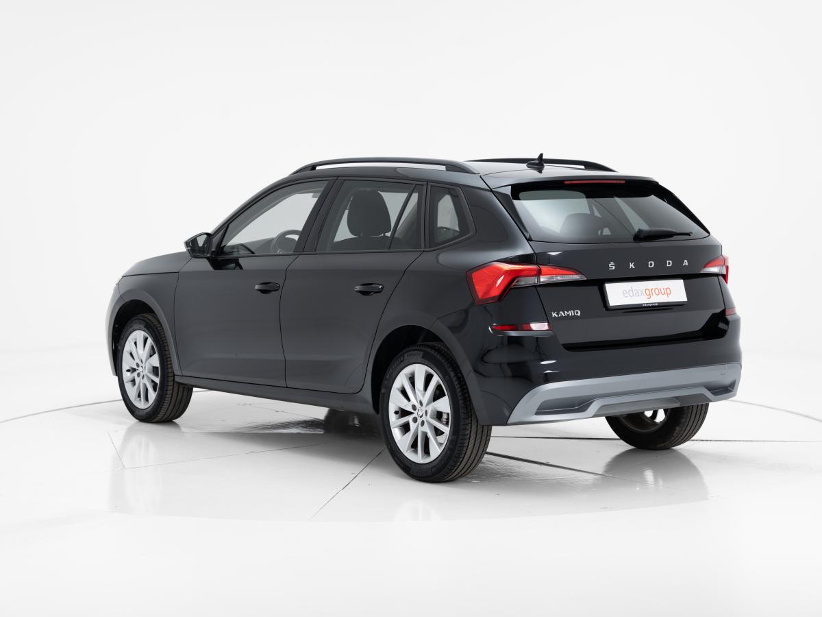 skoda-kamiq-2023-gasolina-999cc