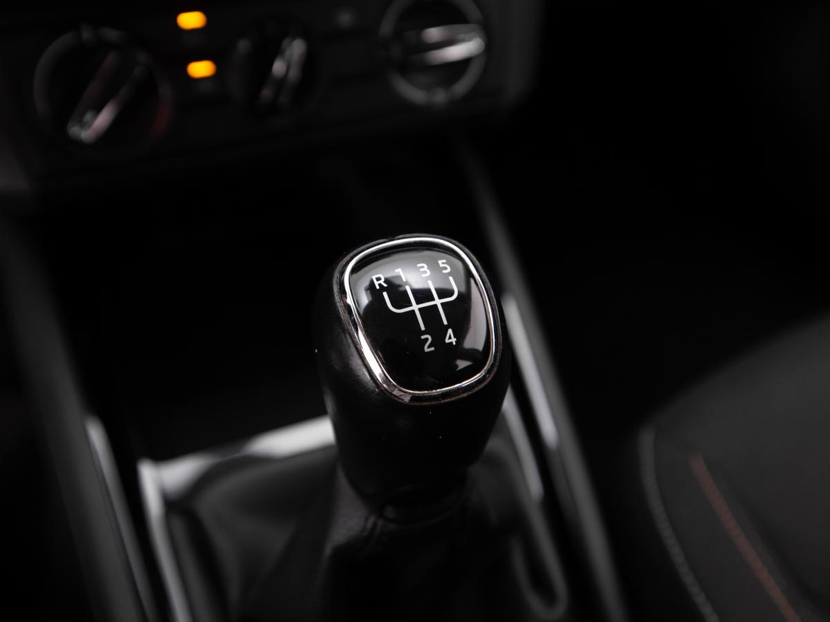 skoda-kamiq-2023-gasolina-999cc