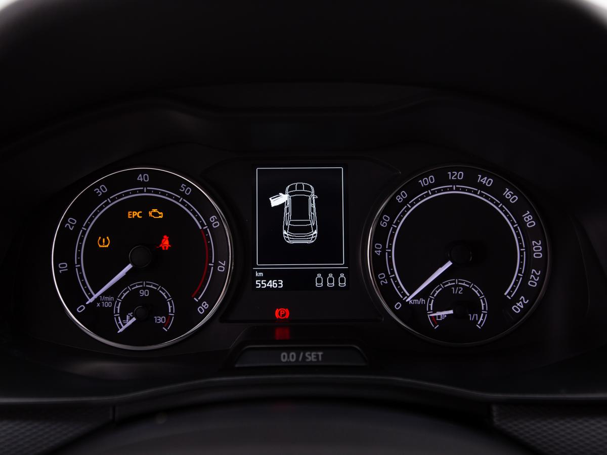 skoda-kamiq-2023-gasolina-999cc