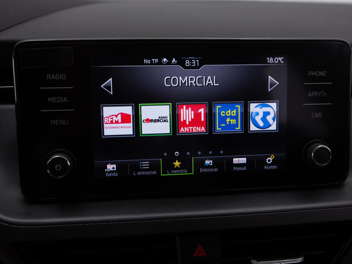 skoda-kamiq-2023-gasolina-999cc