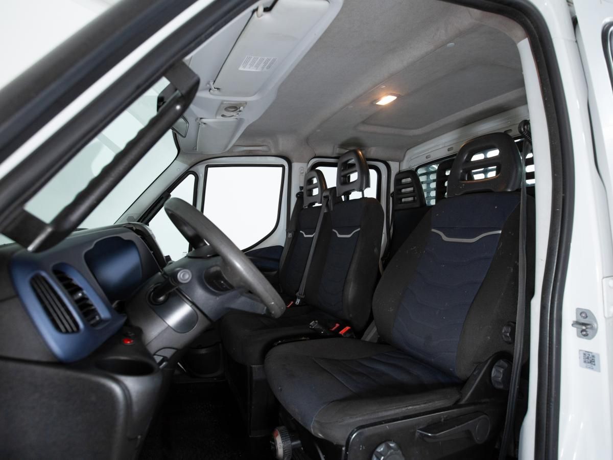 iveco-daily-2021-diesel-2998cc