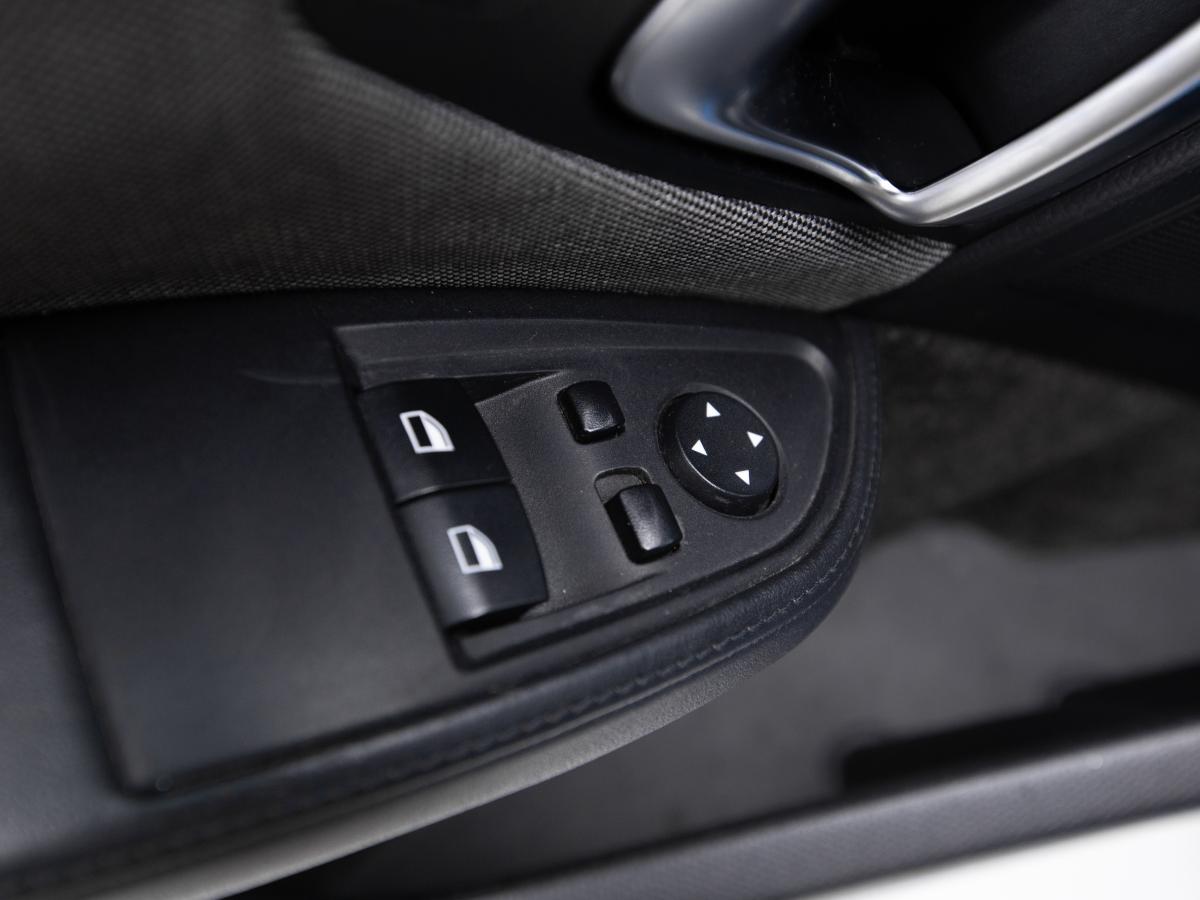 bmw-i3-2014-eletrico-0cc