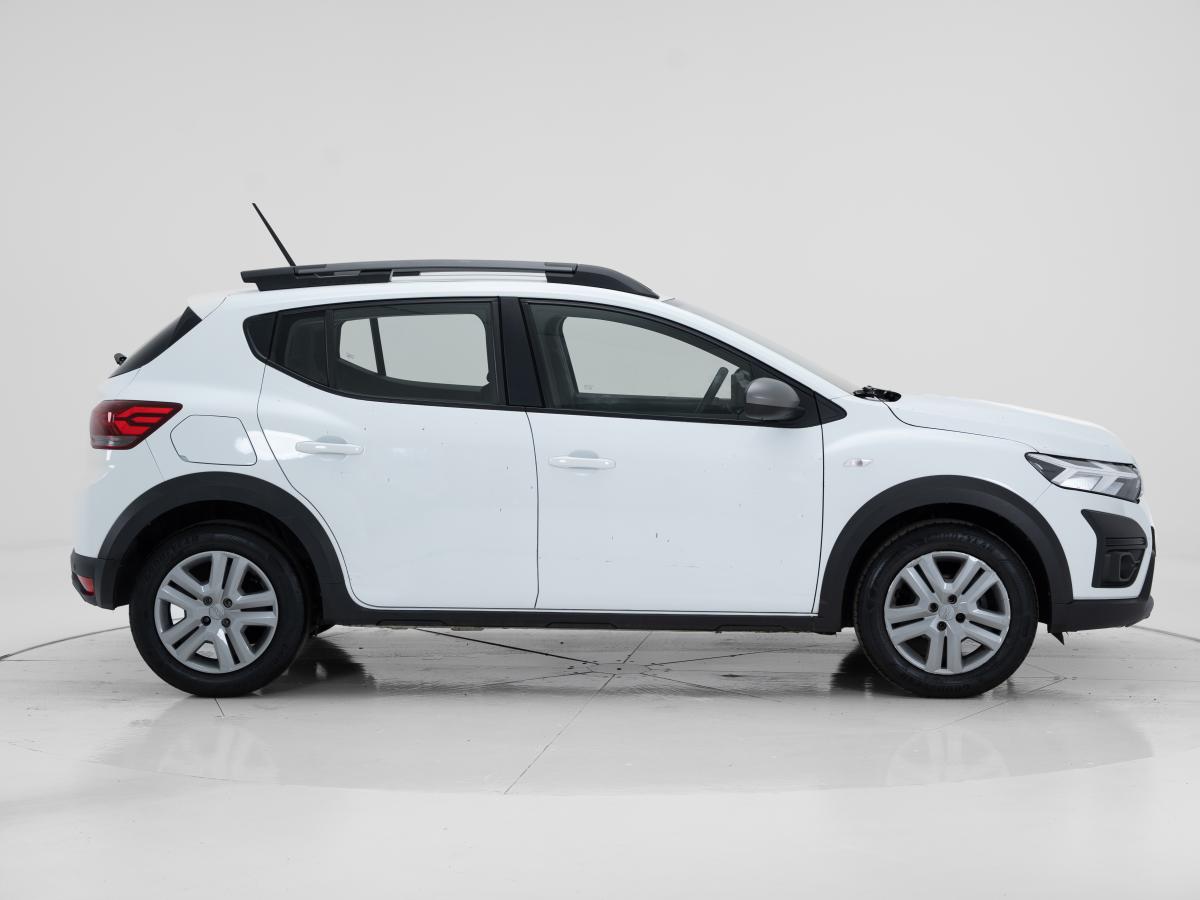 dacia-sandero-2023-gpl-999cc