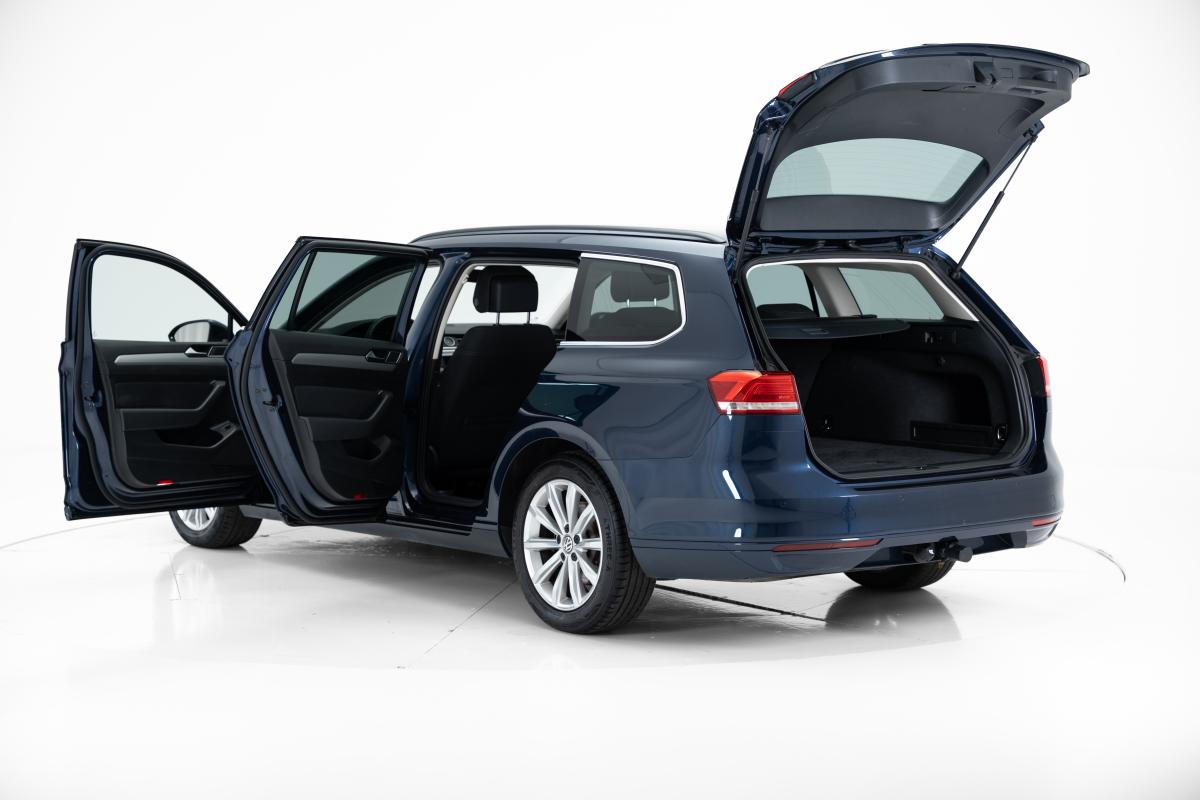 volkswagen-passat-variant-2017-diesel-1598cc