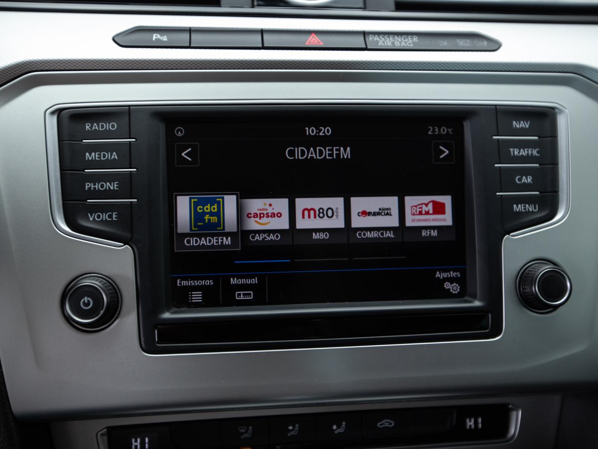 volkswagen-passat-variant-2017-diesel-1598cc